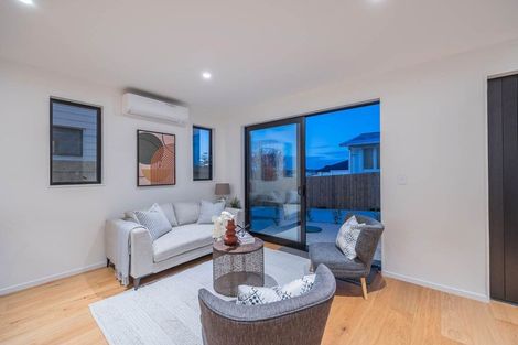 Photo of property in 6c Raeben Avenue, Hillcrest, Auckland, 0627