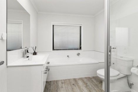 Photo of property in 3 Paiawa Way, Pyes Pa, Tauranga, 3110