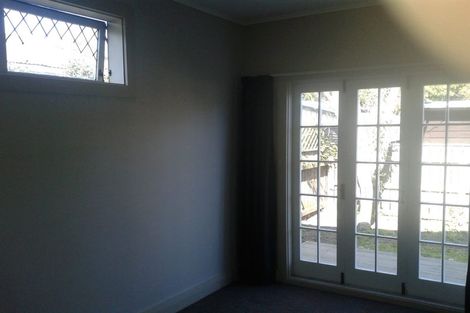 Photo of property in 49 Cambridge Terrace, Waiwhetu, Lower Hutt, 5010