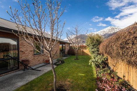 Photo of property in 17 Mavora Road, Lake Hayes, Queenstown, 9304