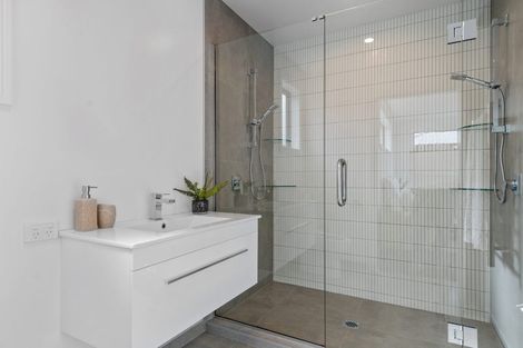 Photo of property in 7 Mackinnon Street, Marshland, 8083