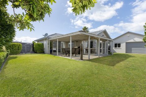 Photo of property in 781 Grenada Street, Papamoa Beach, Papamoa, 3118