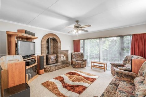 Photo of property in 25 Clifden Highway, Tuatapere, 9620