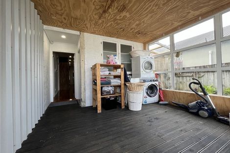 Photo of property in 5 Mana Esplanade, Paremata, Porirua, 5026