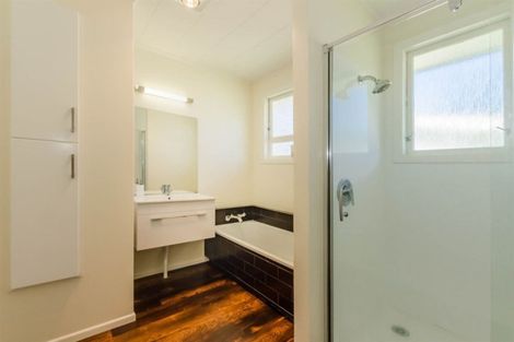 Photo of property in 5 Riwai Street, Paraparaumu, 5032