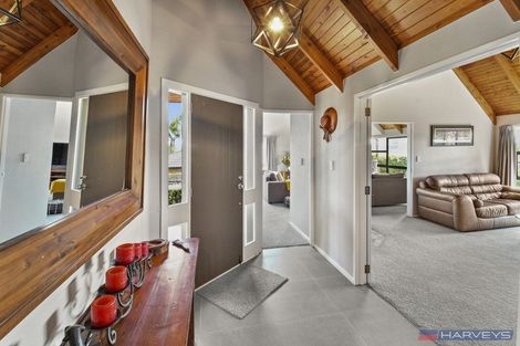 Photo of property in 23 Charles Prevost Drive, The Gardens, Auckland, 2105