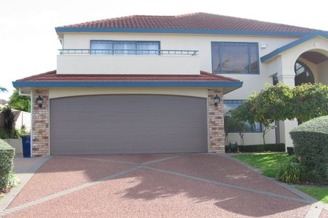 Photo of property in 39 Connemara Court, West Harbour, Auckland, 0618