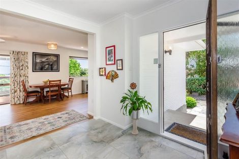 Photo of property in 57 Winara Avenue, Waikanae, 5036