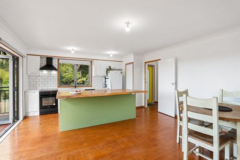 Photo of property in 373 Huia Road, Titirangi, Auckland, 0604