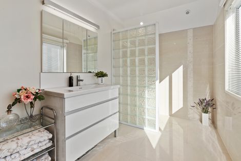 Photo of property in 4 Matangi Terrace, Snells Beach, 0920