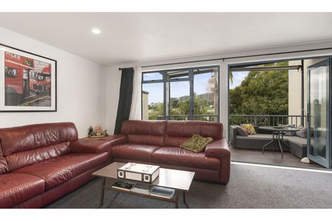 Photo of property in 6/6-8 Pannill Place, Oteha, Auckland, 0632