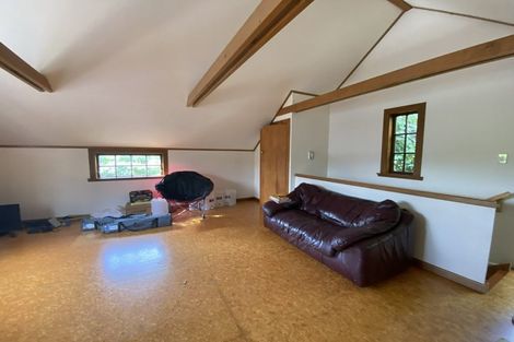 Photo of property in 13 Burrows Avenue, Karori, Wellington, 6012