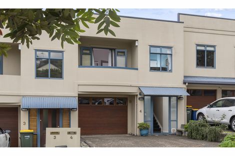 Photo of property in 6/6-8 Pannill Place, Oteha, Auckland, 0632