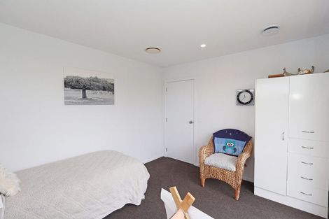 Photo of property in 53 Queen Street, Winton, 9720