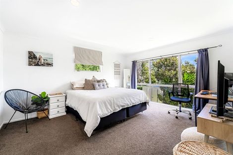 Photo of property in 22 Cascaden Road, Gulf Harbour, Whangaparaoa, 0930