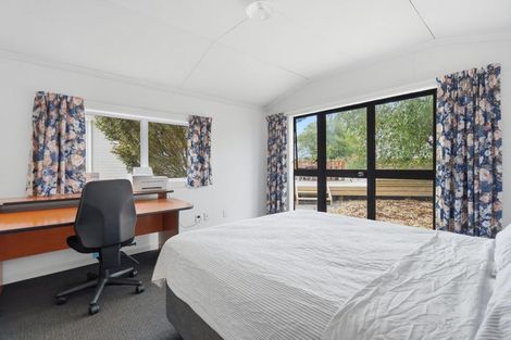 Photo of property in 102 Cartwright Road, Onerahi, Whangarei, 0110