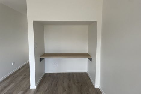 Photo of property in 19b Holland Avenue, Point England, Auckland, 1072
