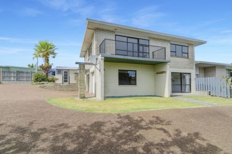 Photo of property in 1/8a View Road, Papakura, 2110