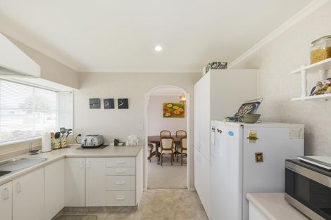 Photo of property in 23 Rangitira Avenue, Palmerston North, 4414