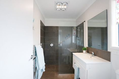 Photo of property in 10 Magnolia Close, Te Kauwhata, 3710