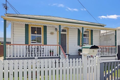 Photo of property in 5 Queen Street, Paeroa, 3600