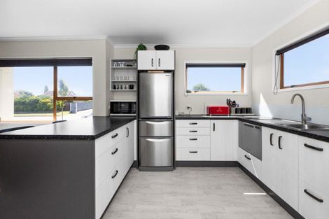 Photo of property in 45 Coventry Avenue, Tamatea, Napier, 4112