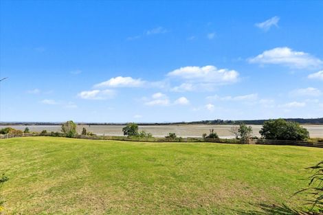 Photo of property in 564a Pukehina Parade, Pukehina, Te Puke, 3189