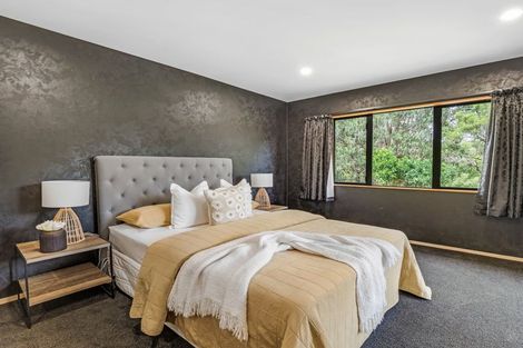 Photo of property in 52 Ruapehu Drive, Fitzherbert, Palmerston North, 4410