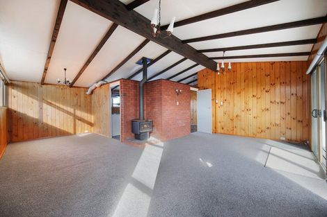 Photo of property in 106 Woodglen Road, Glen Eden, Auckland, 0602