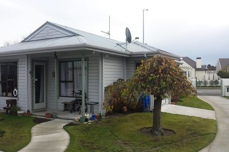 Photo of property in 86 Roydvale Avenue, Burnside, Christchurch, 8053