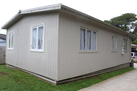 Photo of property in 12 Candia Road, Swanson, Auckland, 0612