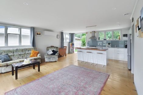 Photo of property in 55 Taylor Terrace, Tawa, Wellington, 5028