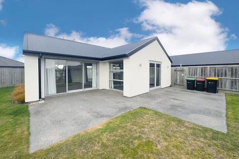 Photo of property in 20 Sequoia Way, Rangiora, 7400