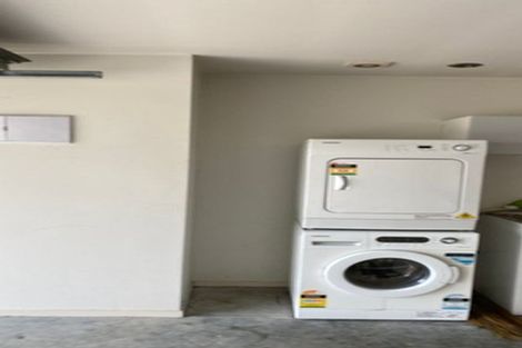 Photo of property in 79a Stanley Road, Glenfield, Auckland, 0629