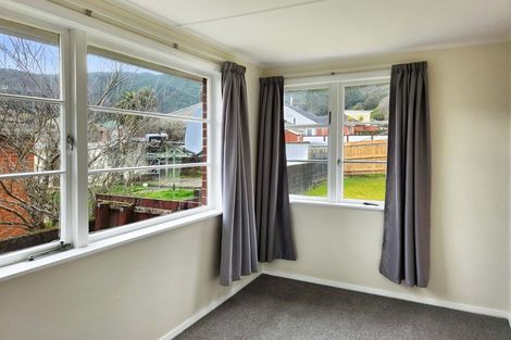 Photo of property in 270 Waddington Drive, Naenae, Lower Hutt, 5011