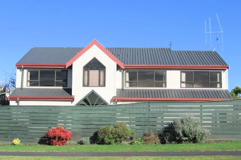 Photo of property in 59 Saint Andrews Terrace, St Andrews, Hamilton, 3200