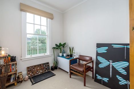 Photo of property in 12 Malcolm Street, Martinborough, 5711