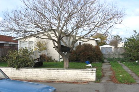 Photo of property in 135 Northcote Road, Northcote, Christchurch, 8052