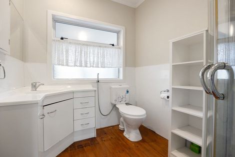 Photo of property in 16 Mahana Road, St Andrews, Hamilton, 3200