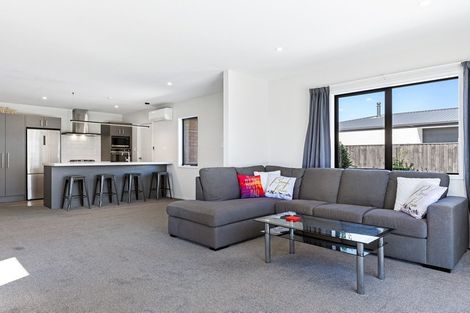 Photo of property in 14 Wearing Place, Kaiapoi, 7630