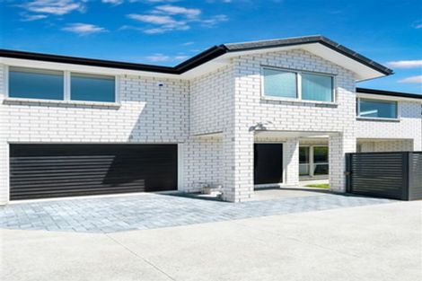 Photo of property in 14b Kirrie Avenue, Te Atatu South, Auckland, 0610