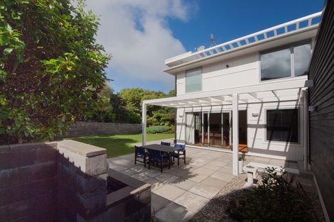 Photo of property in 24e Mandalay Terrace, Khandallah, Wellington, 6035