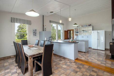 Photo of property in 82 Victoria Avenue, Dannevirke, 4930