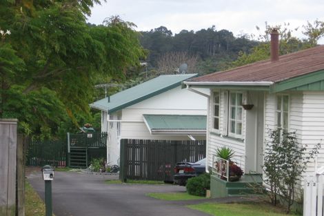 Photo of property in 1/72 Beach Haven Road, Beach Haven, Auckland, 0626