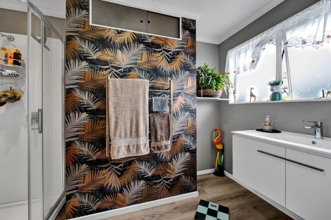 Photo of property in 10b Ropiha Street, Fitzroy, New Plymouth, 4312