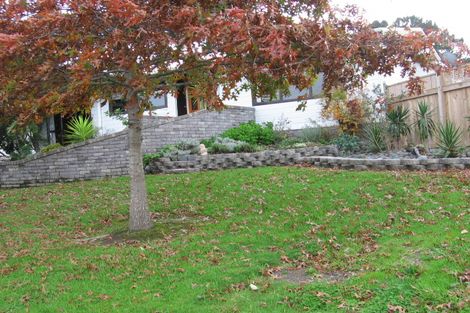 Photo of property in 2 Windfall Grove, Greenhithe, Auckland, 0632