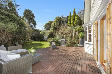 Photo of property in 3 Redcoat Lane, New Plymouth, 4310