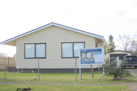 Photo of property in 14 Poihaere Street, Turangi, 3334