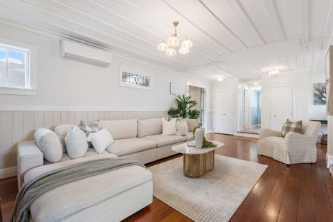 Photo of property in 7 View Road, Warkworth, 0910