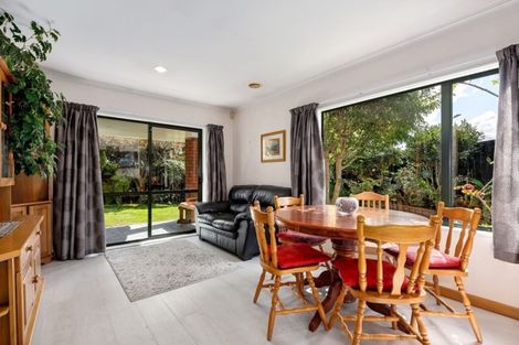 Photo of property in 3 Alleys Way, Ebdentown, Upper Hutt, 5018